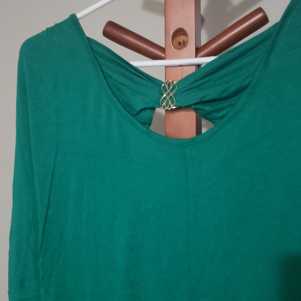 Green Ruffle top - Picture 4 of 5